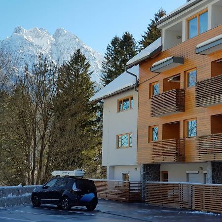Апартаменты Yellow Apartma Краньска Гора Экстерьер фото